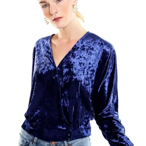 Blusa Cruzada Terciopelo Escote V